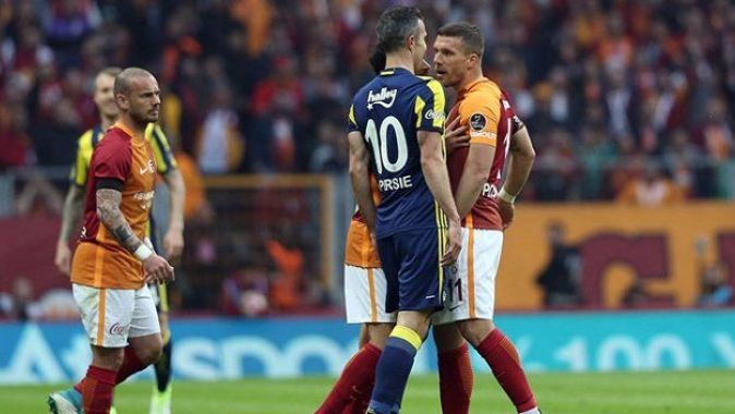 Sneijder ile Van Persie kapıştı