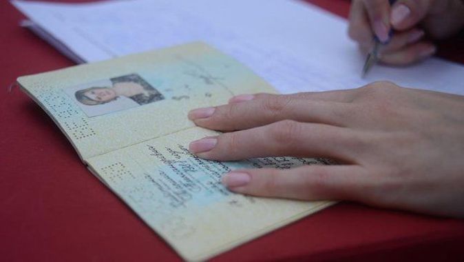 AB&#039;den Ukrayna vatandaşlarına vize muafiyetine onay