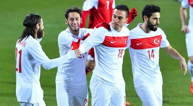 Atiker Konyaspor, Mevlüt Erdinç&#039;le anlaştı