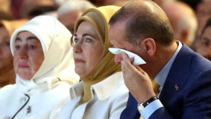 Cumhurbaşkanı Erdoğan ve yol arkadaşları gözyaşlarına boğuldu