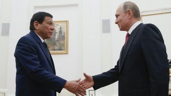 Duterte&#039;den Putin&#039;e: Buraya sizden yardım istemeye geldim