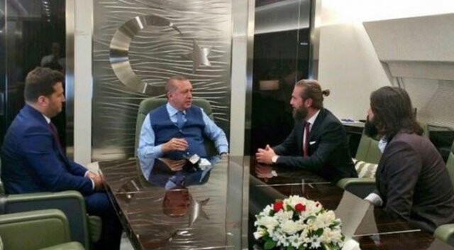 Erdoğan&#039;ın uçağında sürpriz misafirler