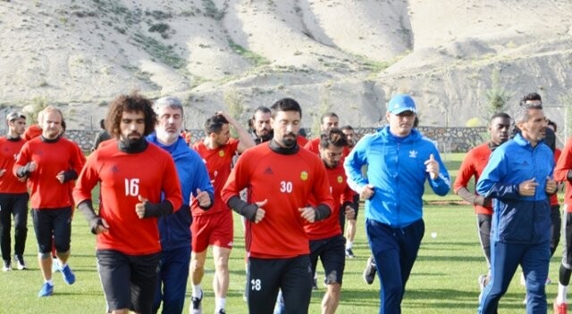 Evkur Yeni Malatyaspor Süper Lig için kolları sıvadı