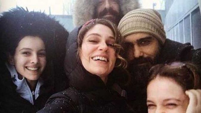 Farah Zeynep Abdullah diziden ayrıldı