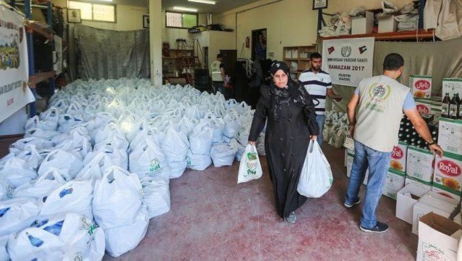 İHH&#039;dan Gazzeli ihtiyaç sahiplerine gıda yardımı