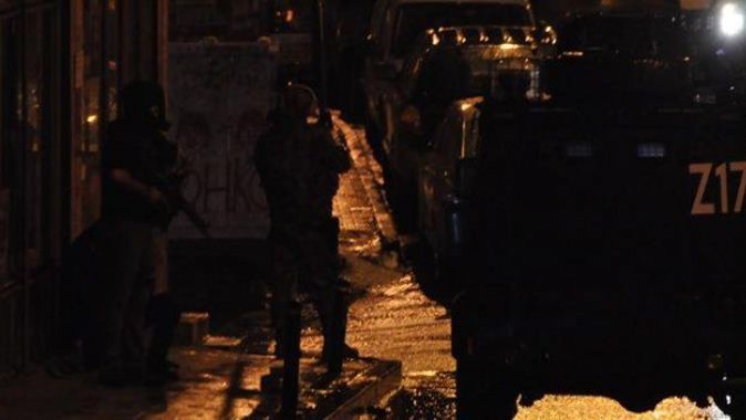 İstanbul&#039;da gece yarısı uyuşturucu operasyonu