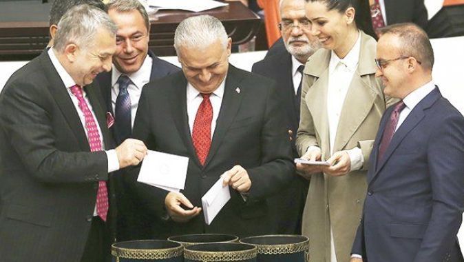Meclis, 7 HSK üyesini seçti