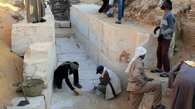 Mısır&#039;da 4 bin yıllık mezar bahçesi bulundu