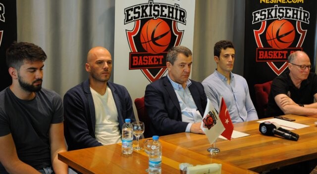 Nesine.Com Eskişehir Basket takımı son düzlüğe girdi