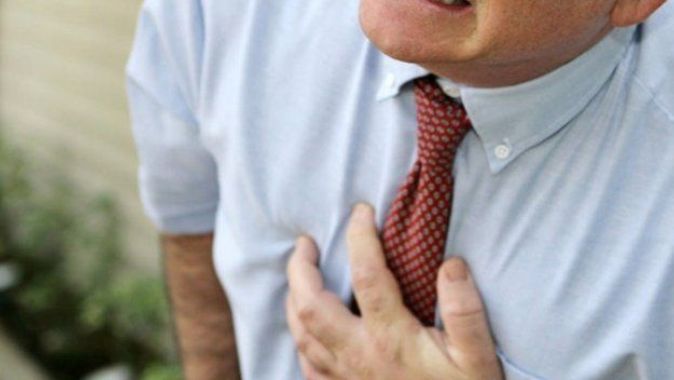 Önemsemediğiniz mide ağrısı kalp krizi habercisi olabilir