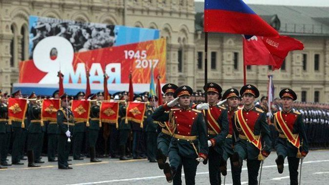 Rusya&#039;da 9 Mayıs Zafer Günü Kızıl Meydan&#039;da kutlandı