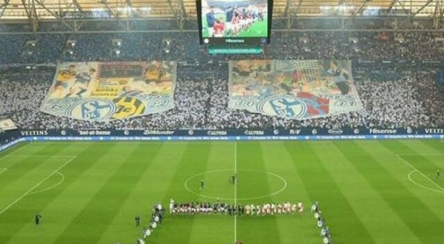 Schalke&#039;den Trabzonspor logolu koreografi