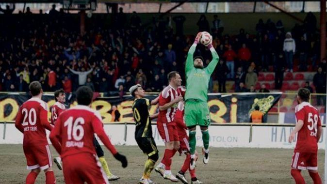 Sivasspor ile Yeni Malatyaspor şampiyonluk maçına çıkacak