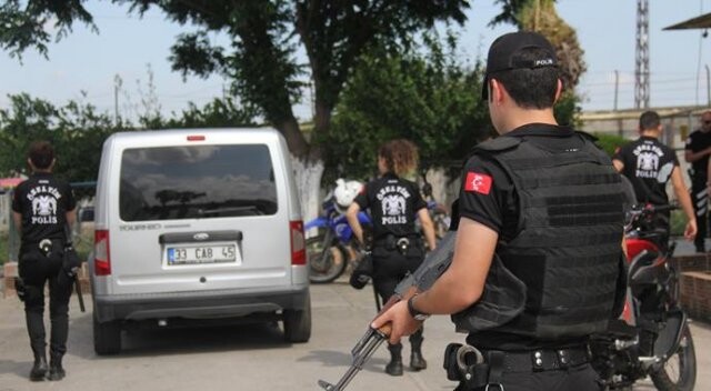Adana&#039;da 500 polis ile husumetli ailelere şok baskın
