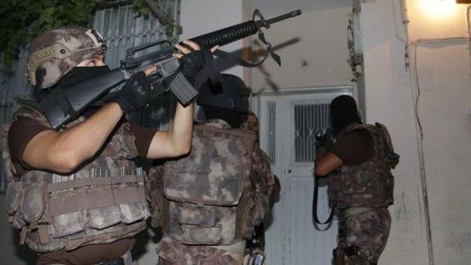 Adana&#039;da PKK operasyonu: 31 gözaltı