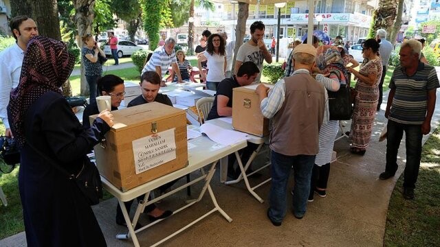 Antalya&#039;da otopark için halk oylaması yapıldı