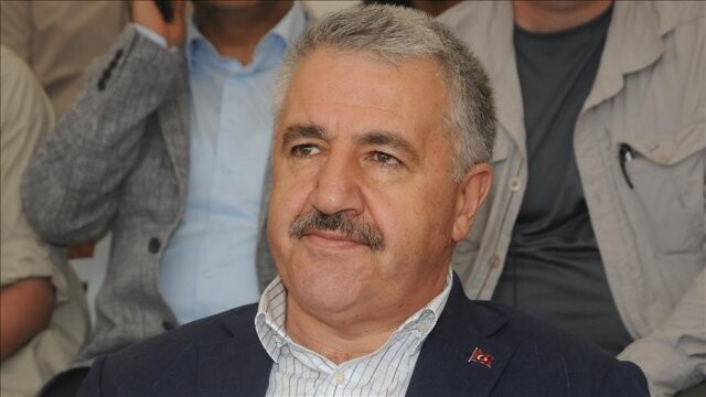 Bakan Arslan: Size bugünden daha iyi bir Türkiye emanet edeceğiz