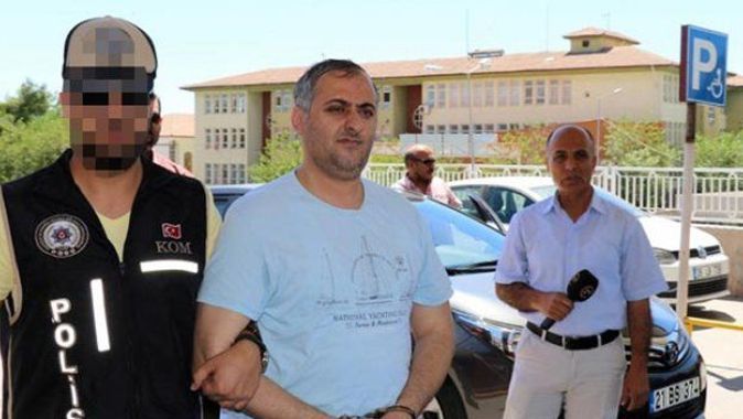 Diyarbakır&#039;da FETÖ&#039;nün hücre evine baskın: 1&#039;i bölge imamı 3 gözaltı