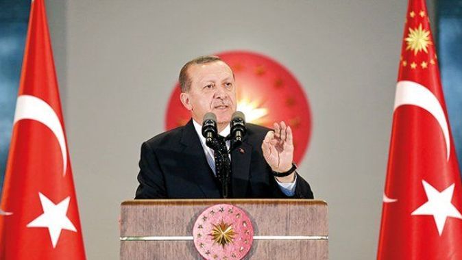 Erdoğan: Bu bayraklar asla yere düşmeyecek, kararlıyız bitireceğiz