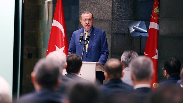 Erdoğan&#039;dan Kılıçdaroğlu&#039;na tepki: Levhalar bile utanır