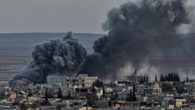 Esad güçleri, Cebel Ekrad ve İdlib kırsalını vurdu