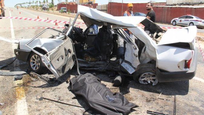 Gaziantep&#039;te trafik kazası: 2 ölü, 8 yaralı