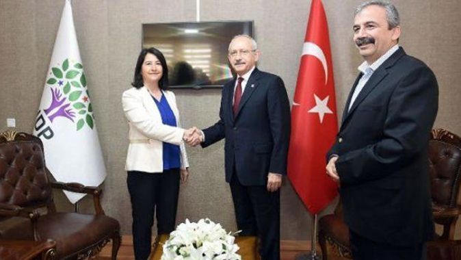 Kemal Kılıçdaroğlu HDP Genel Merkezi&#039;nde