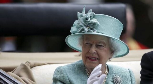 Kraliçe 2. Elizabeth&#039;e yüzde 8 zam yapıldı
