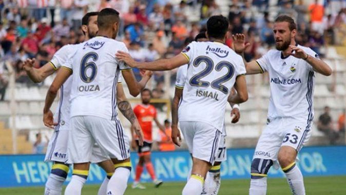 Ligin deplasman lideri Fenerbahçe