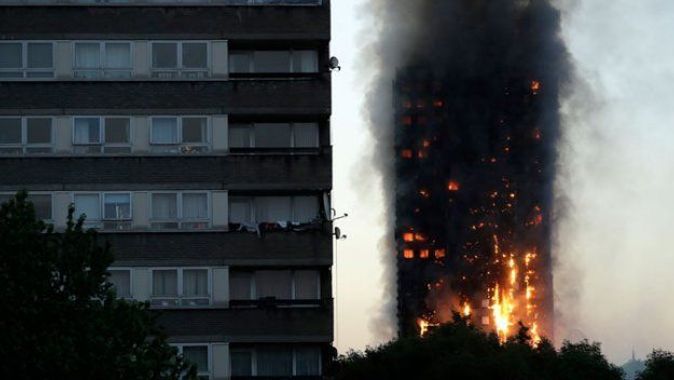 Londra&#039;da alevlerin yuttuğu binada Türk aileler de varmış