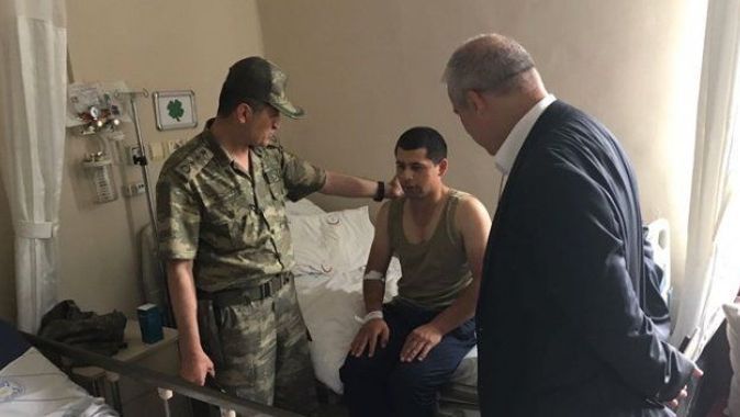 Manisa Valisi: 17 askerin tedavisi sürüyor
