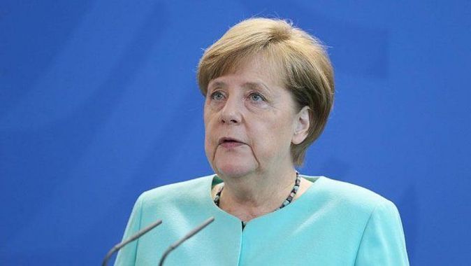 Merkel, ABD&#039;nin Paris İklim Anlaşması&#039;ndan çekilme kararına tepkili