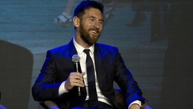 Messi: Ronaldo fenomen olmuş bir oyuncu