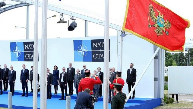 NATO&#039;nun en yeni üyesi Karadağ için tören düzenlendi