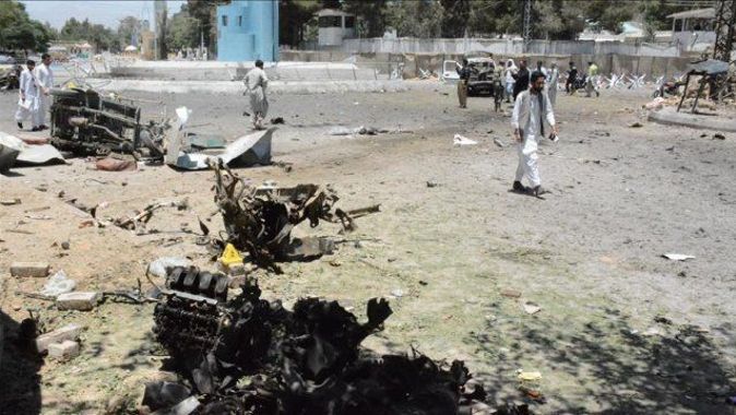 Pakistan&#039;daki bombalı saldırılarda ölü sayısı 63&#039;e yükseldi