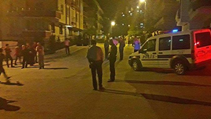 Sokakta oturanlara pompalı saldırı: 3 yaralı