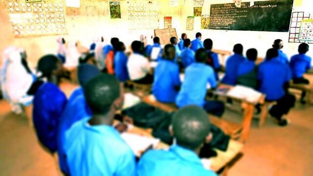 TMV Gambiya&#039;da okul açıyor