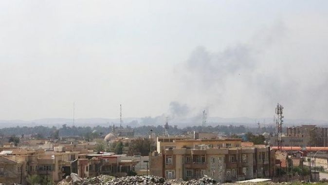 &#039;DEAŞ ablukasındaki 20 bin sivil ölüm tehlikesi yaşıyor&#039;