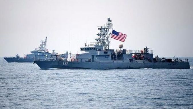 ABD gemisi İran Sahil Güvenlik botuna ateş açtı