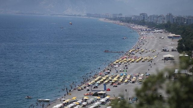 Antalya&#039;ya gelen turist sayısında rekor artış
