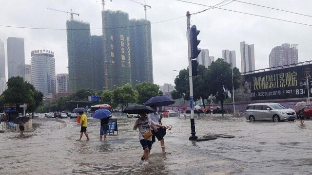 Çin&#039;de şiddetli yağışlar: 8 ölü