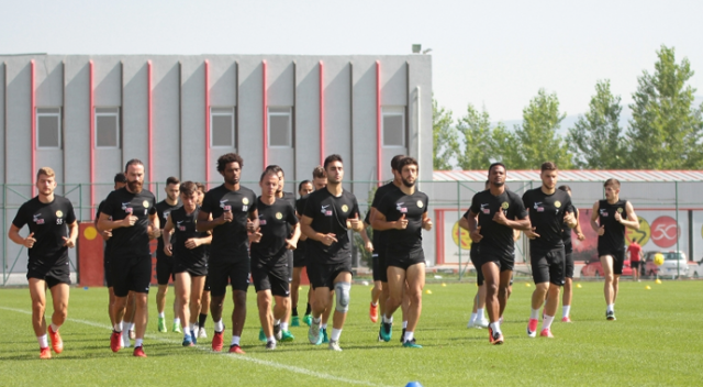 Eskişehirspor ile Galatasaray hazırlık maçında karşılaşacak