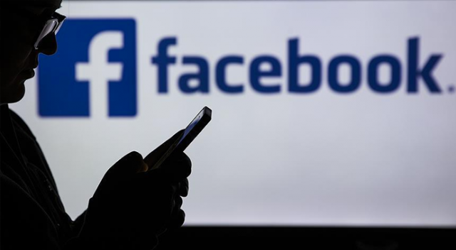Facebook dünyanın en değerli 4&#039;üncü şirketi oldu