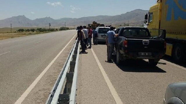 Gürbulak Sınır Kapısı yolunda bomba bulundu, ulaşım durdu