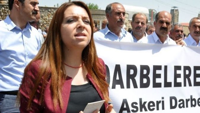 HDP’li Burcu Çelik Özkan hakkında karar verildi