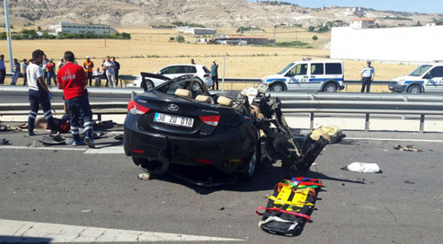 Kayseri&#039;de feci kaza: 4 ölü, 2 yaralı