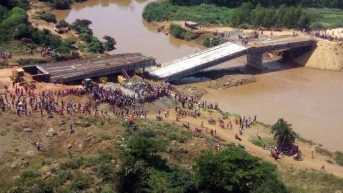 Kenya&#039;da Çin malı köprü bitmeden çöktü