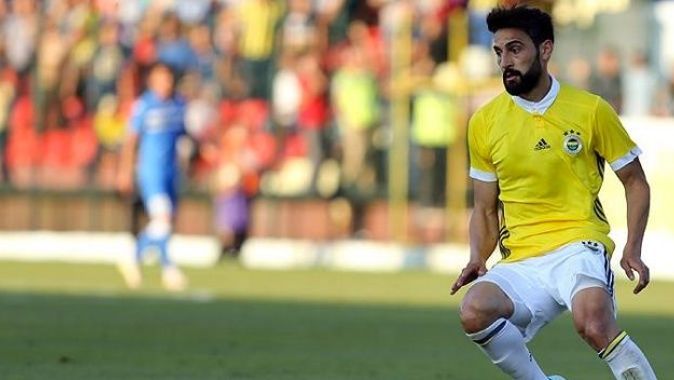 Mehmet Ekici Fenerbahçe-Juventus Bükreş maçında sakatlandı