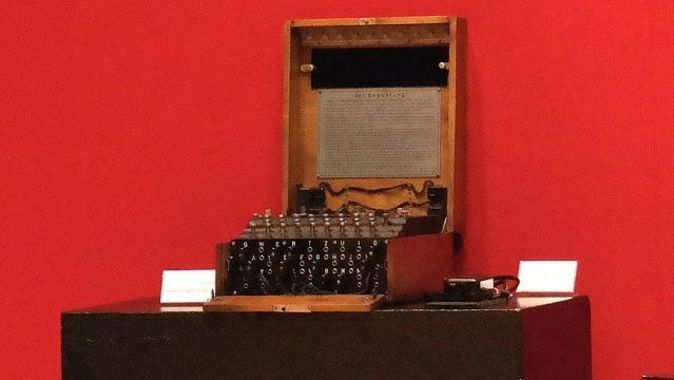 Nazilerin kullandığı şifreleme makinesi 52 bin dolara satıldı