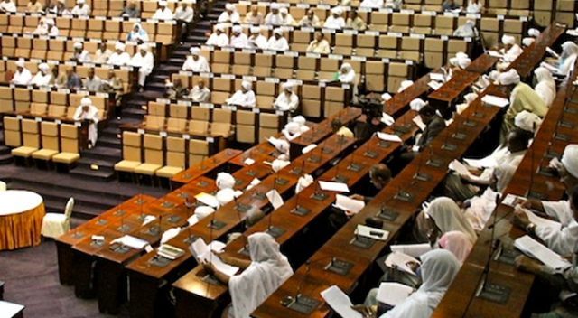 Sudan parlamentosundan Devlet Başkanı el Beşir&#039;in kararına destek